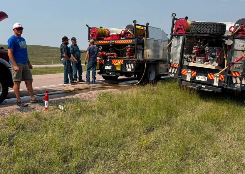 Fairburn Firefighters extinguish vehicle fire on Highway 79