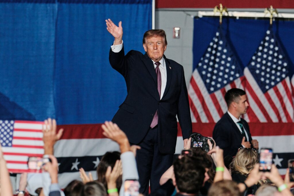 Trump back on the road as analysts see more congressional races shifting in Dems’ favor