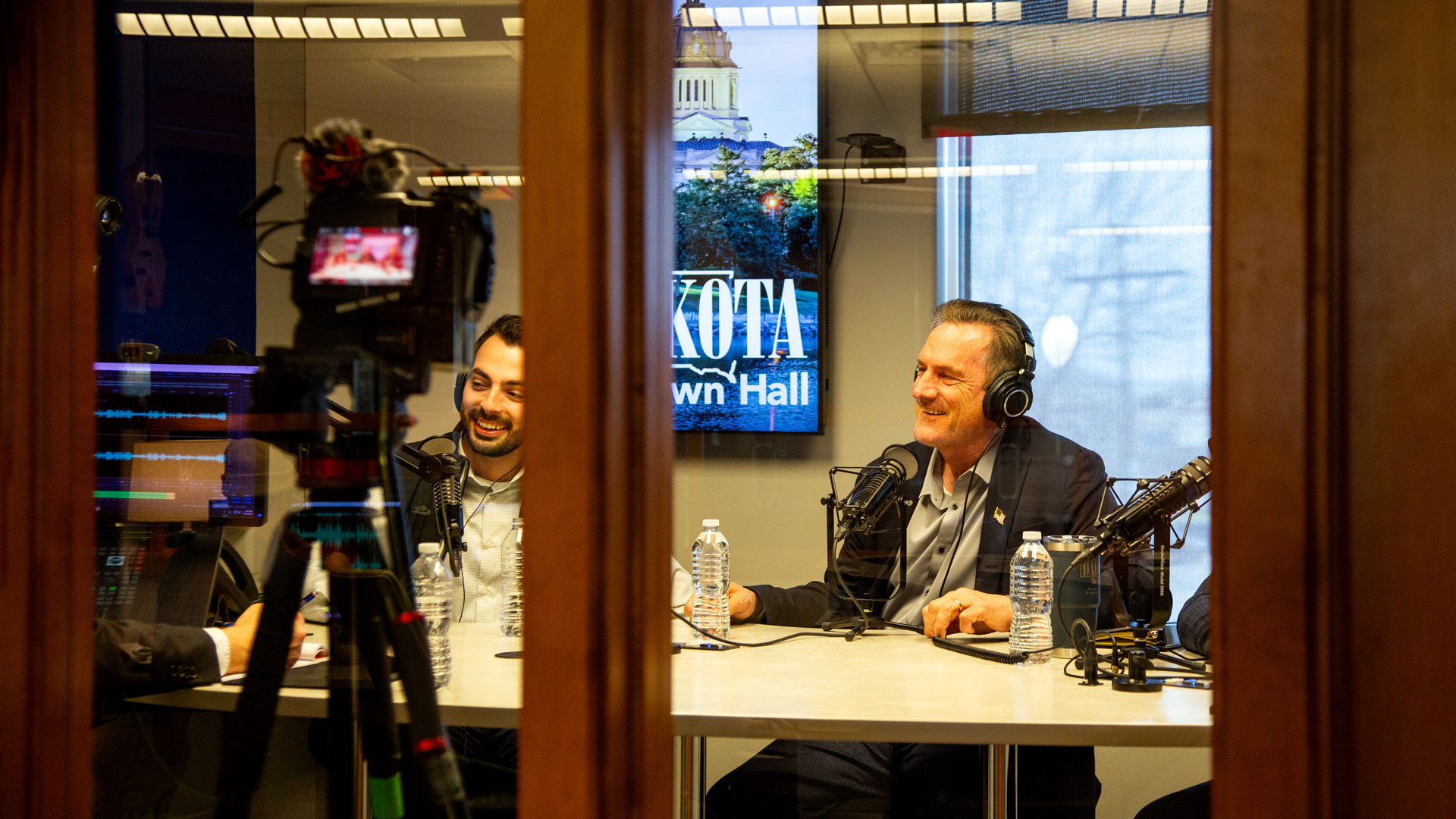 Governor Visiting The Rapid City Post