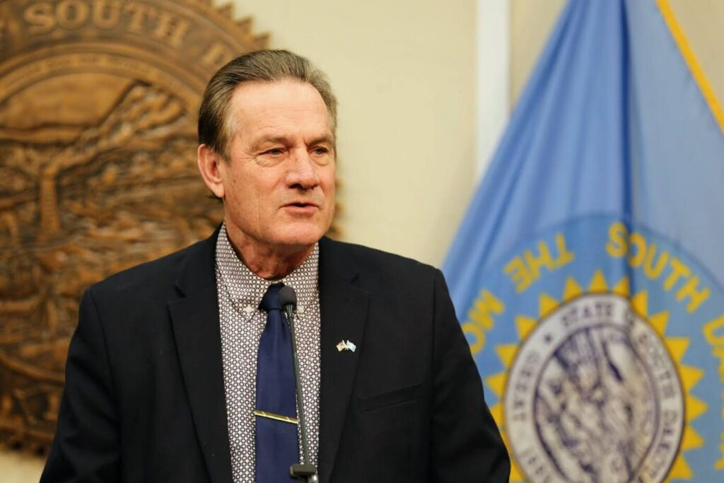 County sales tax idea moves ahead as effort to prolong statewide sales tax reduction fails
