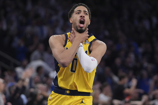Choke! Haliburton brings back memory of Pacers’ postseason past in front of Reggie Miller