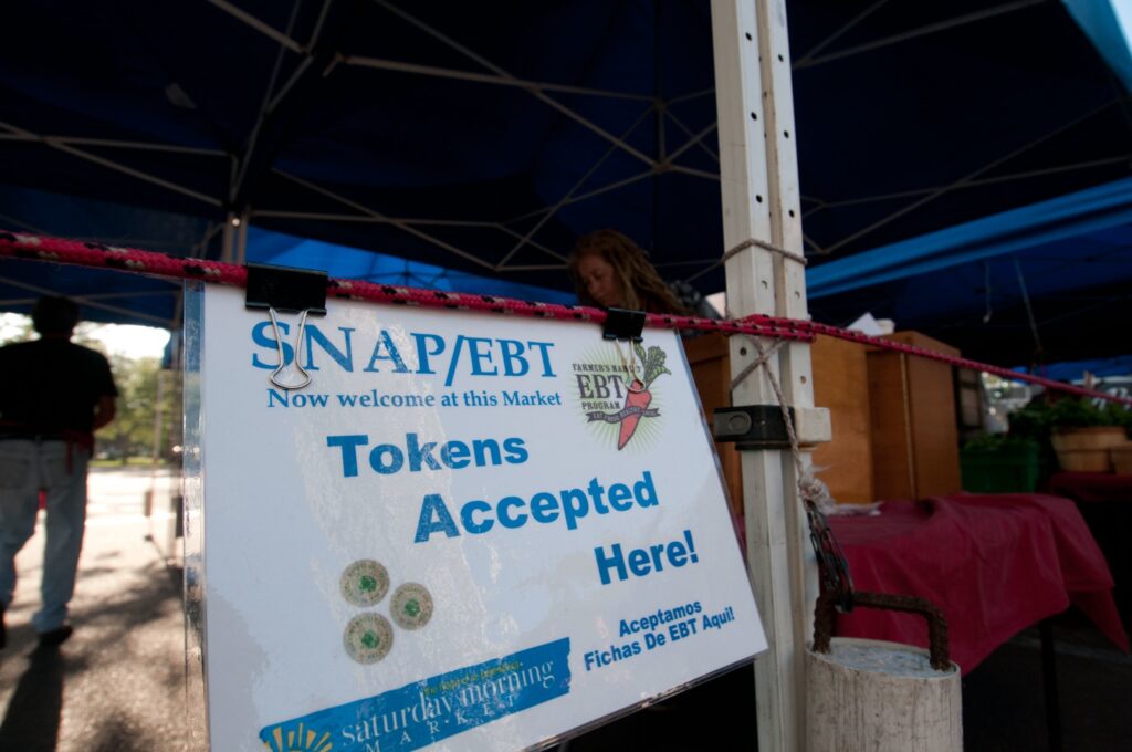 At a farm market in St. Petersburg, Florida, on April 14, 2012, SNAP recipients were able to use their Electronic Benefits Transfer cards for food. (Photo by Lance Cheung/USDA).