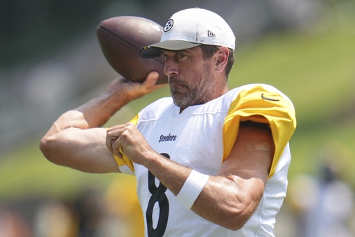 Pittsburgh Steelers quarterback Aaron Rodgers throws pass during practice at NFL football training camp in Latrobe, Pa., Wednesday, July 30, 2025. (AP Photo/Gene J. Puskar)